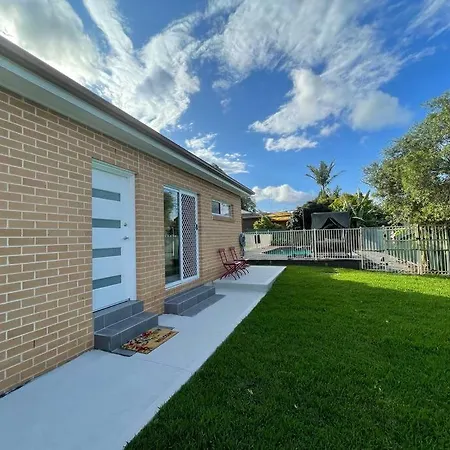 Cosy Sunlit Home Away From Home Baulkham Hills Exterior photo