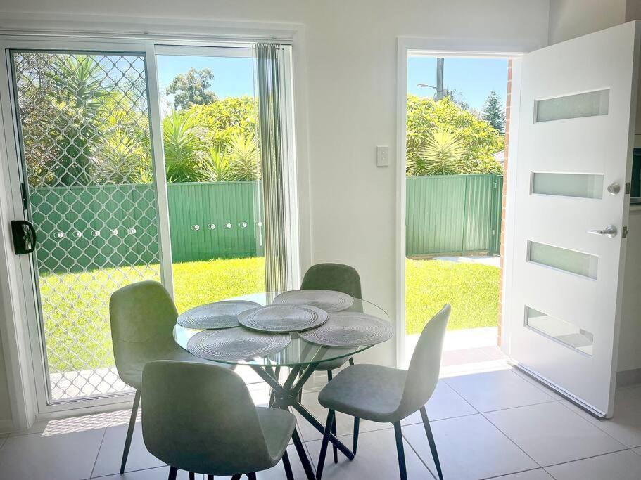 Villa Cosy Sunlit Away From *